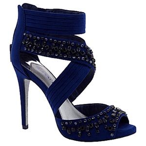 💎 SOLD- Gianni Bini Star Sandals Exclusive💎